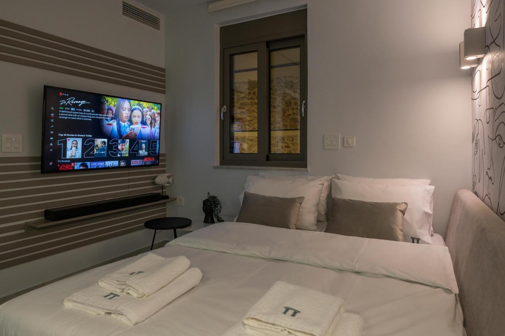 Π Suite Project: Smart Bnb Chania  Eksteriør billede